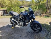 Suzuki SFV 650 A ABS 2016