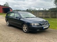 Volvo V70 A Traktor