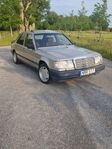 Mercedes-Benz 200 