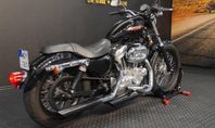 Harley Davidson Sportster XL883. Mätarställning: 1 604 mil