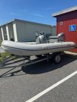 X-Shore 3,9 m RIB-båt med en 4-takt 40 hk Honda 