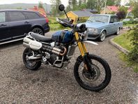 Triumph Scrambler 1200 XE kittad