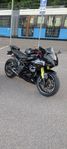 Yamaha R7