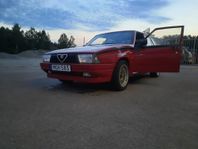 Alfa Romeo 75 2.0 8V