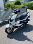 Peugeot Speedfight 4