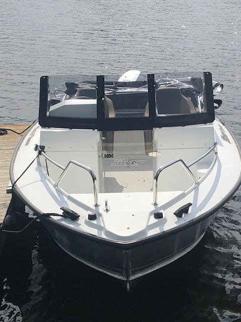 Silver Beaver med 50 hp Honda...