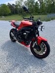 Triumph Speed Triple 1050 -08, 3640 mil – Nyservad & Nybesik