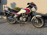 Yamaha XJ900 besiktad för all framtid 
