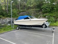 Helt ny Suzuki 50 hk + Uttern 520 DC 1992