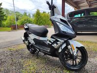 Peugeot speedfight 3