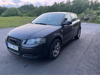 Audi A3 1.6 fsi A-traktor nyregistrerad nybesiktigad