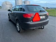 Audi A3 1.6 fsi A-traktor nyregistrerad nybesiktigad
