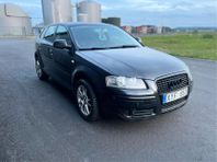 Audi A3 1.6 fsi A-traktor nyregistrerad nybesiktigad