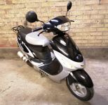 Baotian klass 1 moped