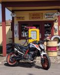 KTM 890 Duke R