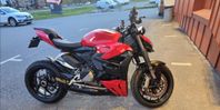 Ducati Streetfighter V2 190mil Nyskick endast 159000:- 