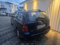 Toyota Corolla 1.6 VVT-i automat