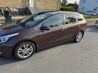 Kia CEED cee'd1.6 CRDi bytes mot större kombi