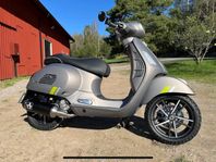 Vespa GTS 300 super tech hpe2, se utrustning 