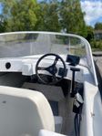 Stilren och välvårdad motorbåt 40 hk. | Perfekt! 