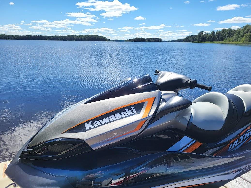 KAWASAKI Ultra LX Vattenskote...