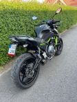 Kawasaki Z650 med helsystem Dominator