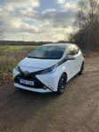 Toyota Aygo 5-dörrar 1.0 VVT-i X-PLAY Touch Euro 6
