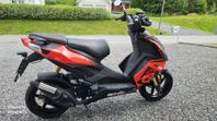 Aprilia SR50 Racing superfin