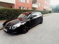 Volvo V60 D3 Summum R-Design