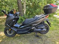 Honda NSS350 Forza svart
