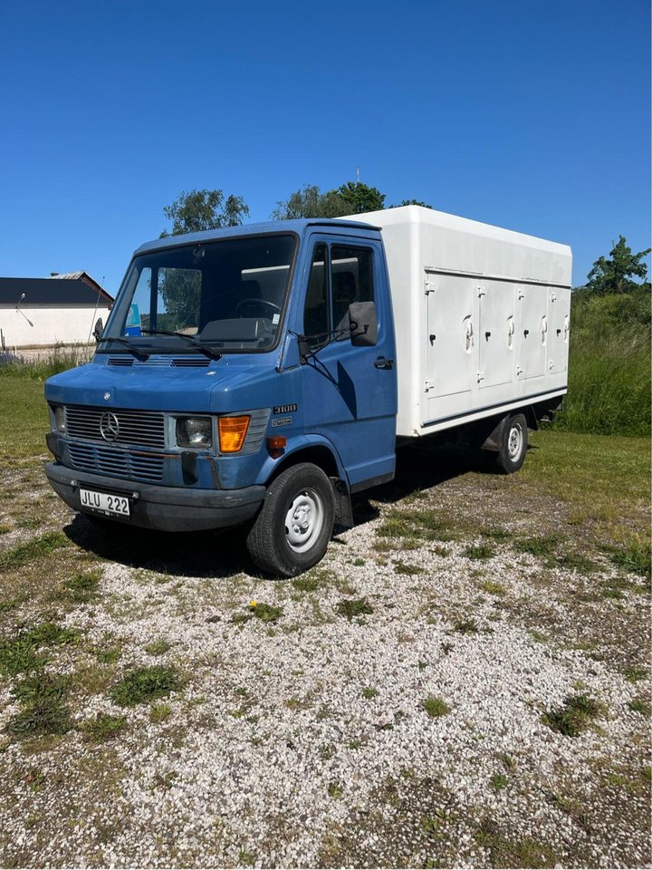Mercedes-Benz 310 D frysskåp 
