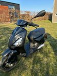 Piaggio 1+, El moped i nyskick!