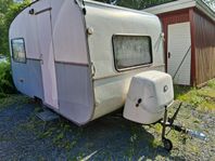 Välbehållen nostalgivagn