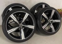 Original 20” Volvo R fälgar med 6-7mm Pirelli sommardäck
