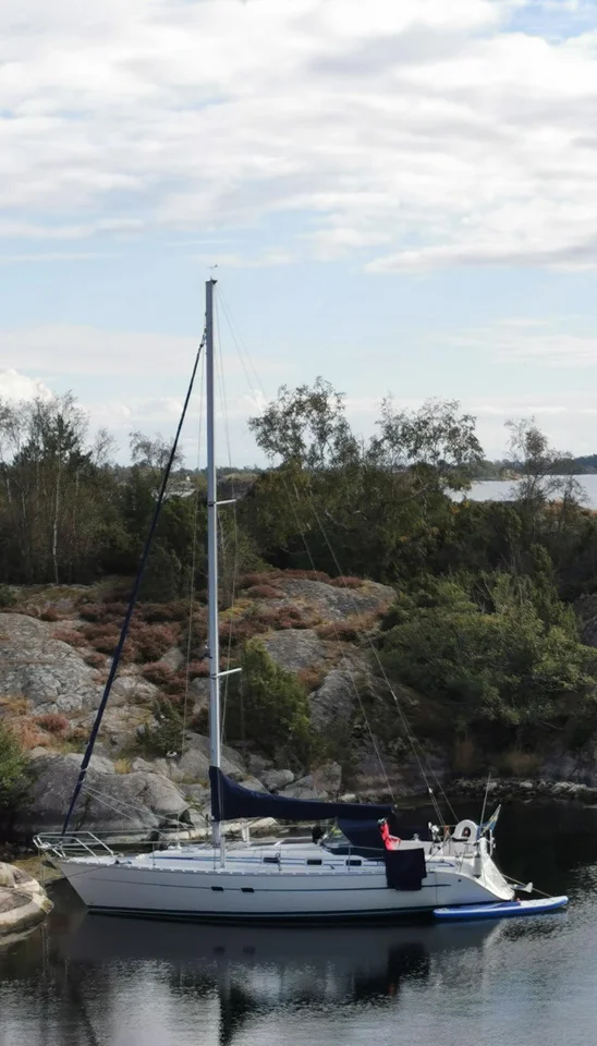Välseglande Bavaria 350 Sportline, 3 hytter, bottensanerad image
