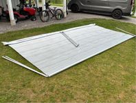Påsmarkis / Husvagnsmarkis flamma 550xl