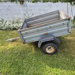 Litet tippbart släp: skattebefriat och besiktningsbefriat