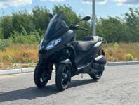 Piaggio MP3 300 Sport