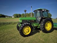 John Deere 3050