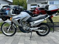 Honda Transalp XL650V Lågmil