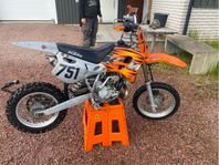 Ktm 60cc inkl kläder/skydd. Ev byte