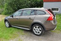 Volvo V60 Cross Country D3 Summum Euro 6