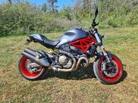 Ducati monster 821