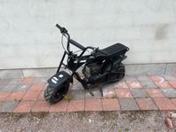 Burro Max 105cc gräsklippar moppe