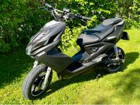 Yamaha Aerox Naked