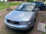 Audi A6 Sedan 2.4 V6 TipTronic Euro 3