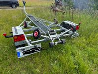 Bromsad 80 båt-trailer