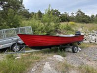Ryds 1027 och Evinrude 25 hk 2-takt