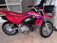 Honda CRF110F 2024 – i bra skick!