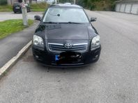 Toyota Avensis Sedan 2.0 D-4 VVT-i Euro 4